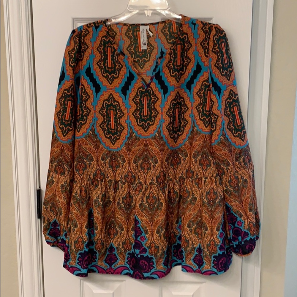Colorful print top